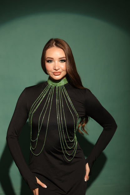 Green choker-body chain