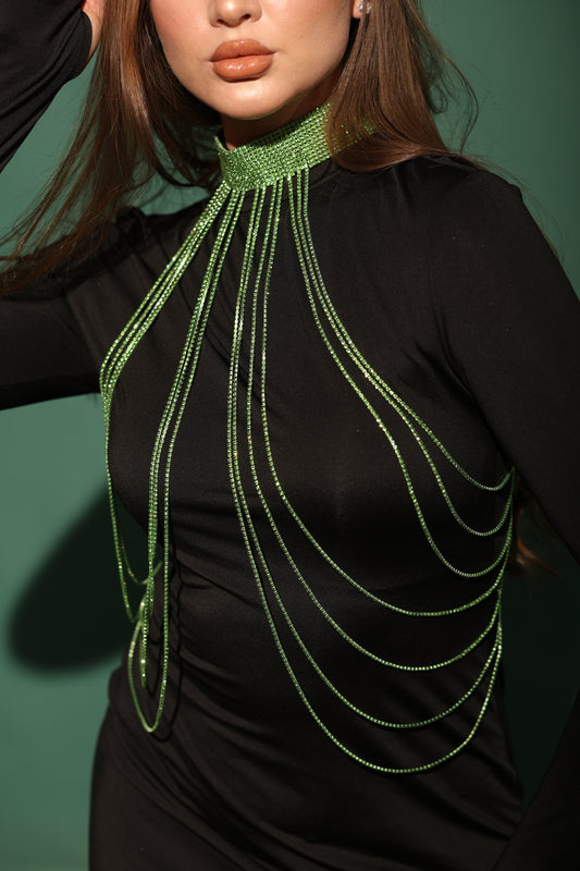 Green choker-body chain
