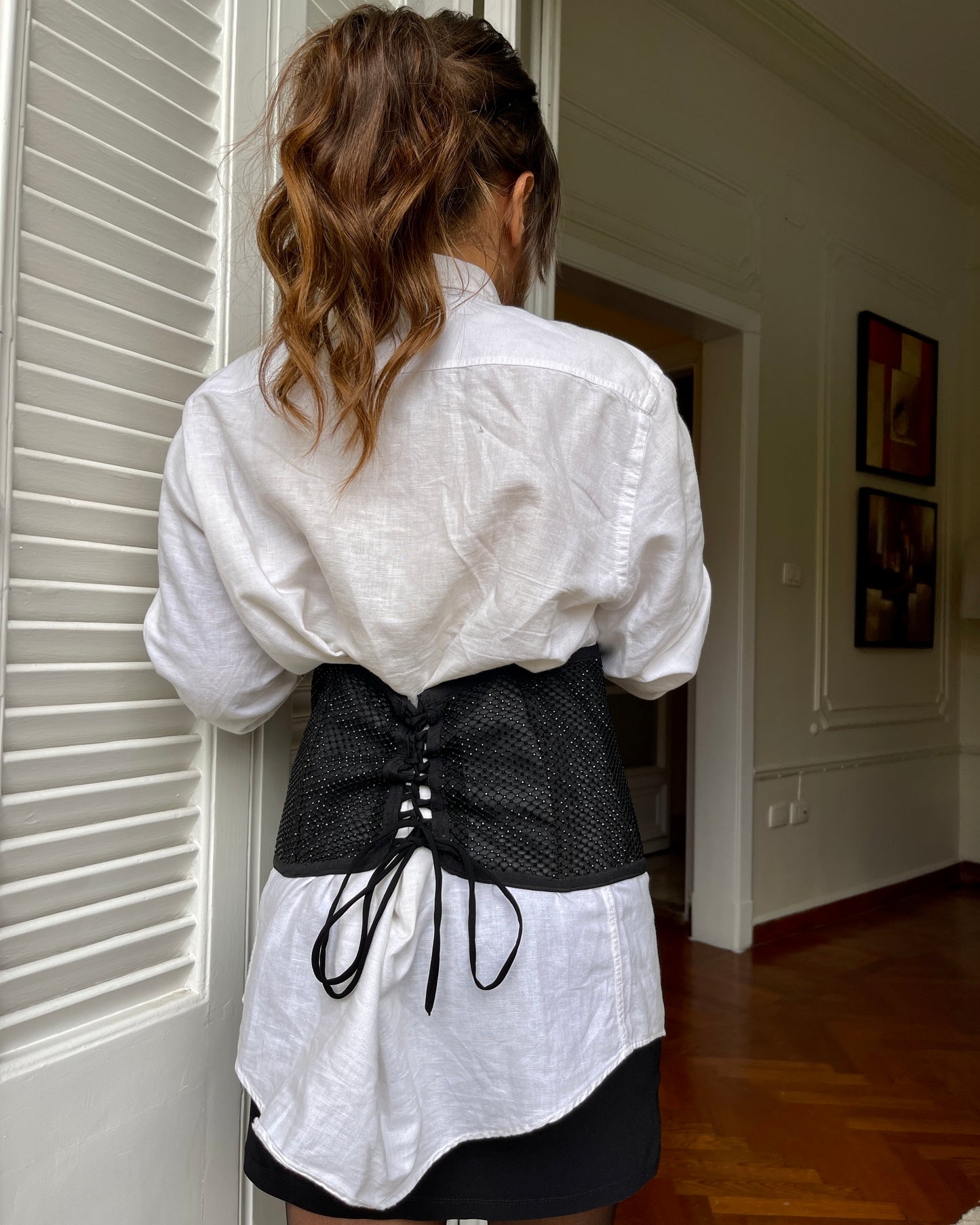 Black corset belt with adjustable straps
