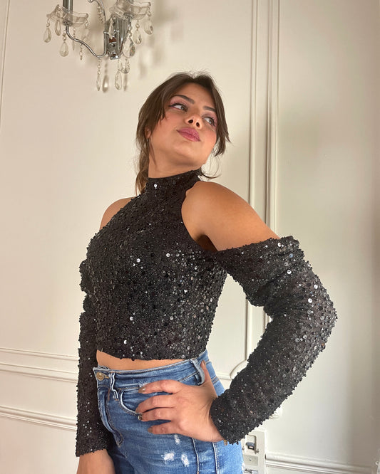 Black off-shoulder bustier with pearls